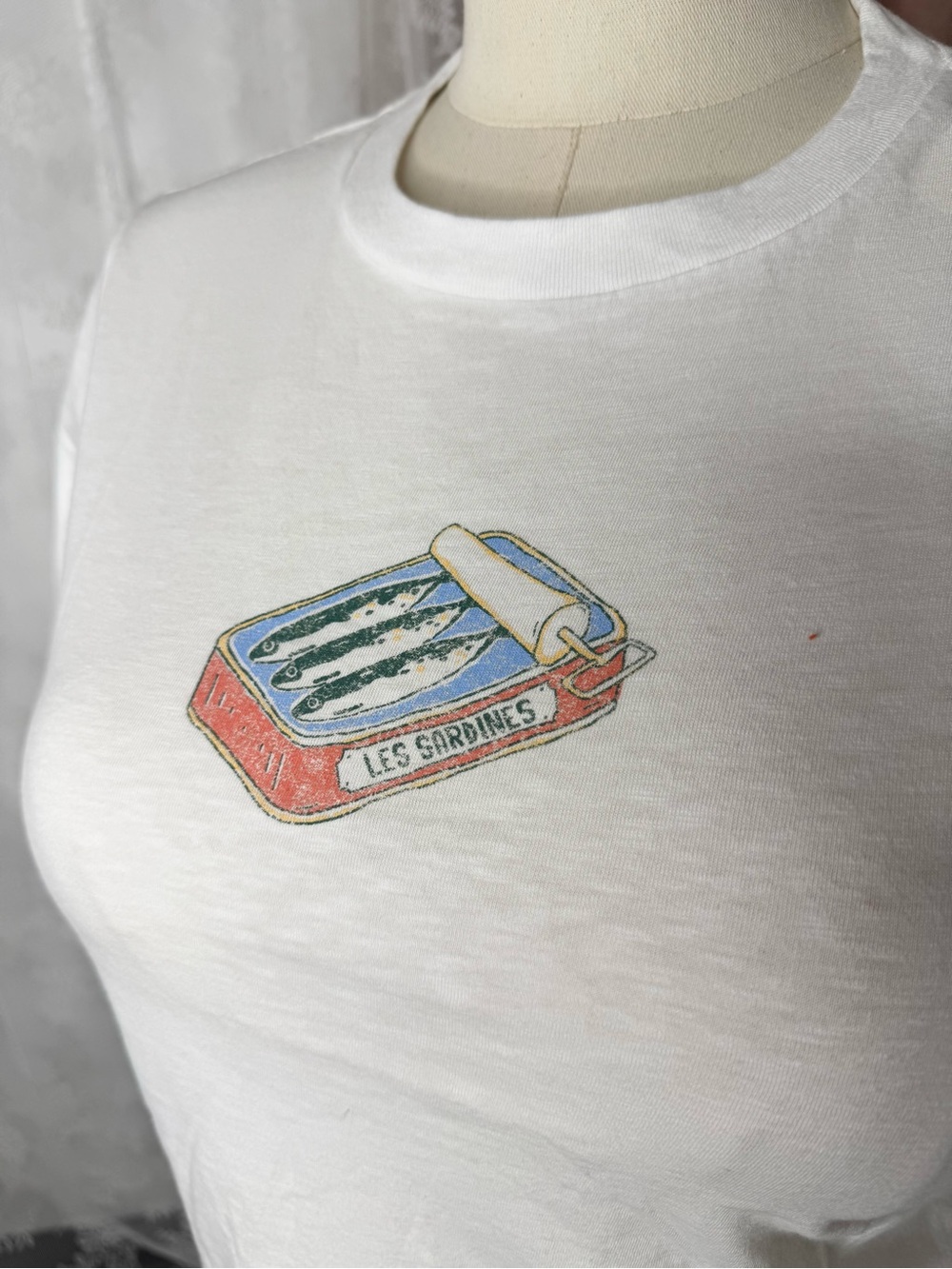 Aerie canned sardines White Graphic Tee BIN#22 - Picture 2 of 4